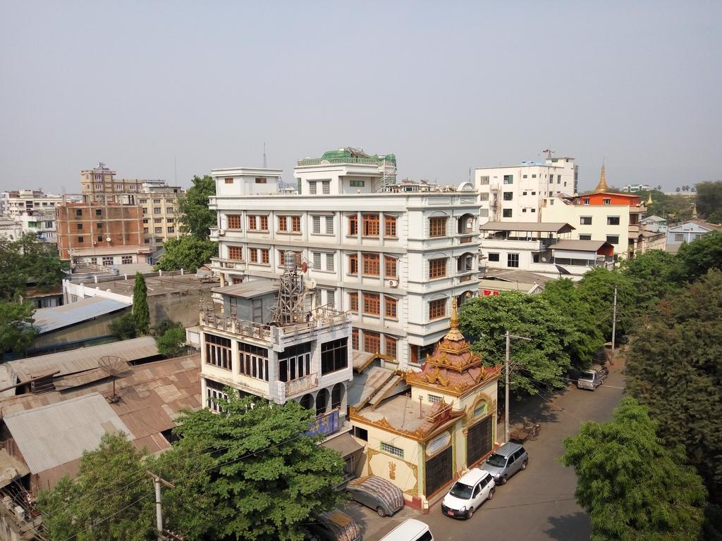 Hotel Mahar مانديلاي المظهر الخارجي الصورة