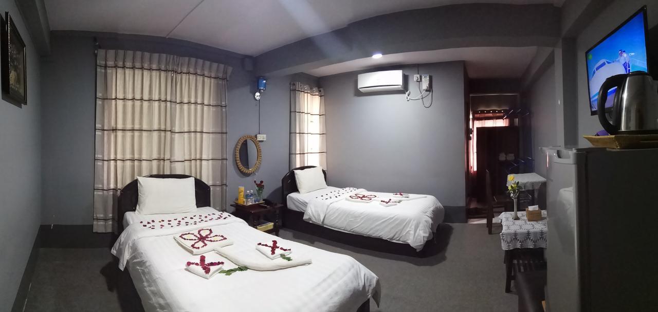 Hotel Mahar مانديلاي المظهر الخارجي الصورة