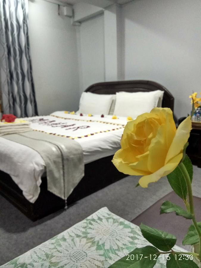 Hotel Mahar مانديلاي المظهر الخارجي الصورة
